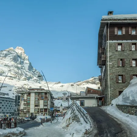 Breithorn Otel 2*